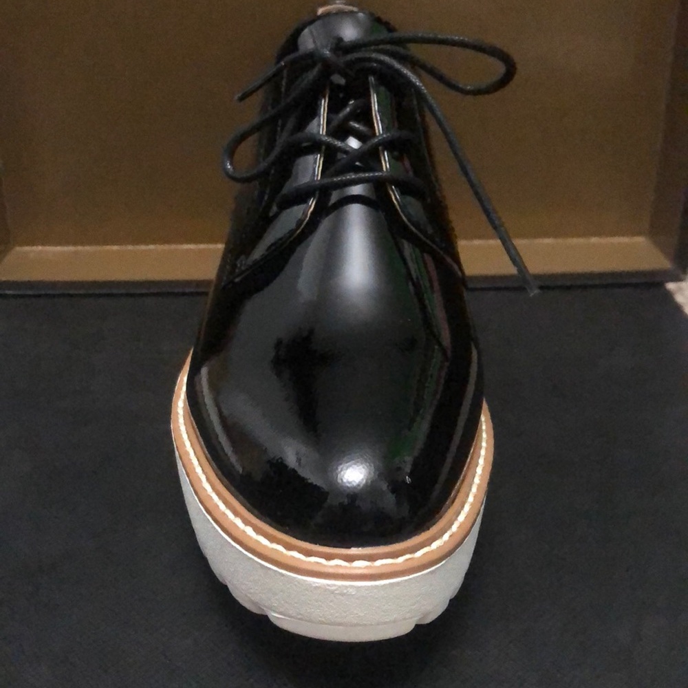Women shoe - Picture 3 of 11